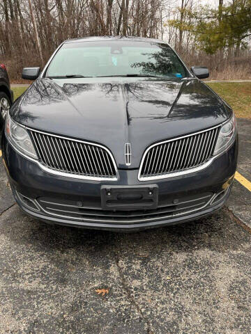 2013 Lincoln MKS for sale at Yousif & Sons Used Auto in Detroit MI
