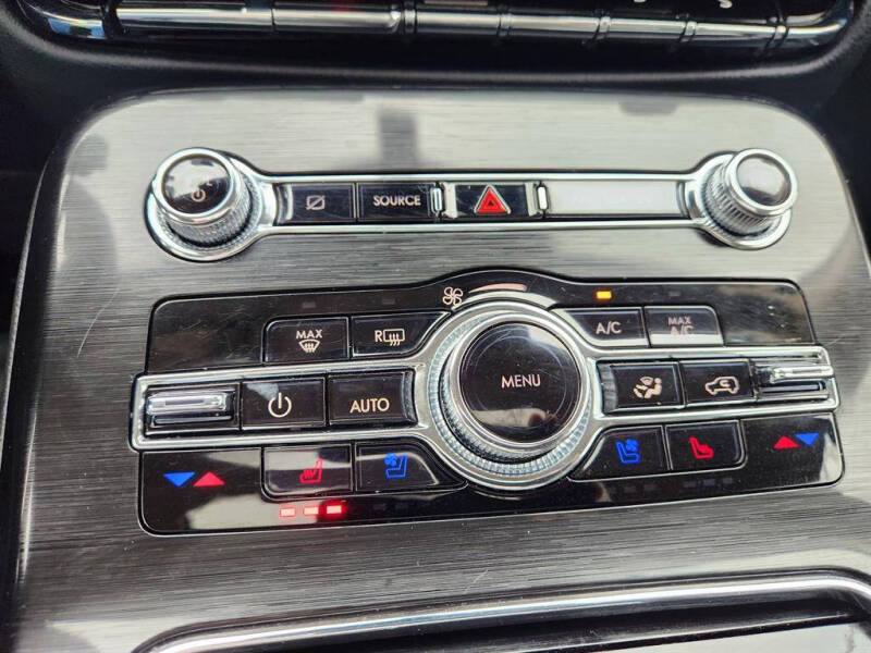 2021 Lincoln Nautilus Reserve