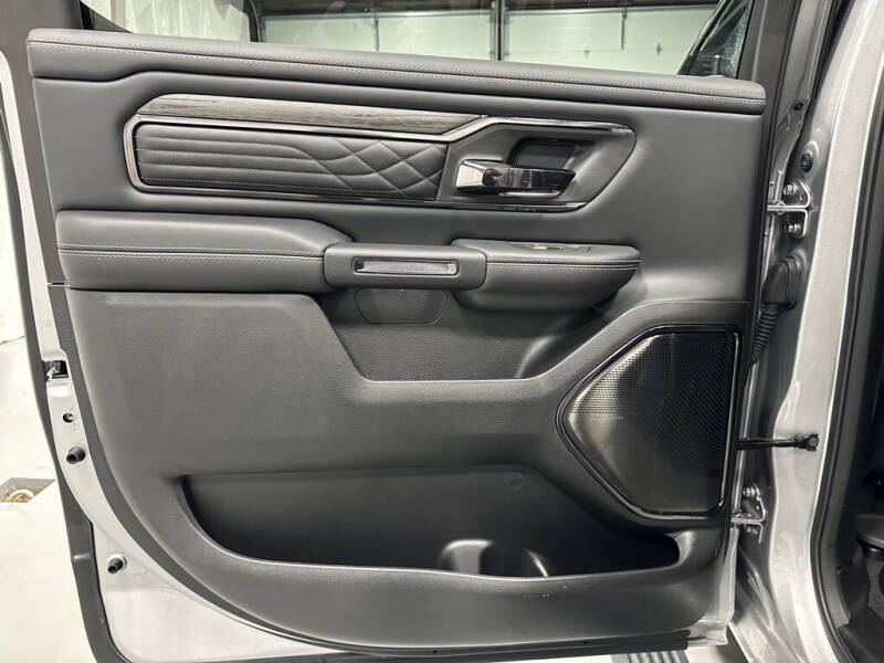 2025 RAM 1500 Limited