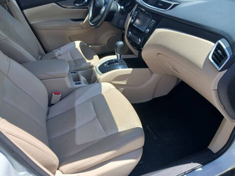 2016 Nissan Rogue SL