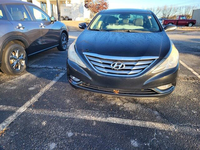 2013 Hyundai Sonata Limited's photo