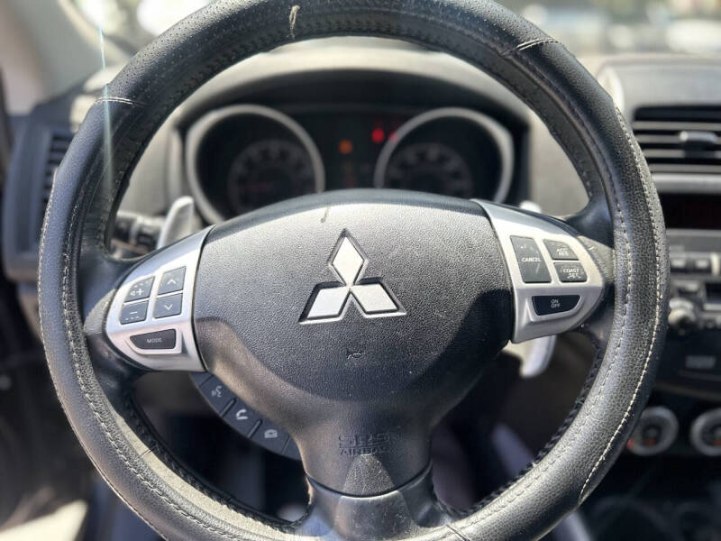 2011 Mitsubishi Outlander Sport SE