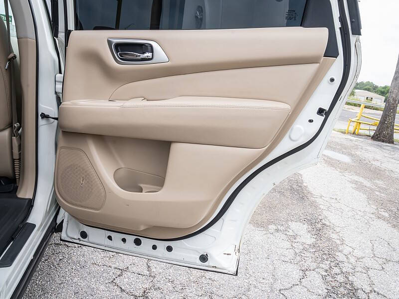 2017 Nissan Pathfinder