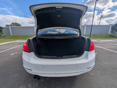 2012 BMW 3 Series 328i