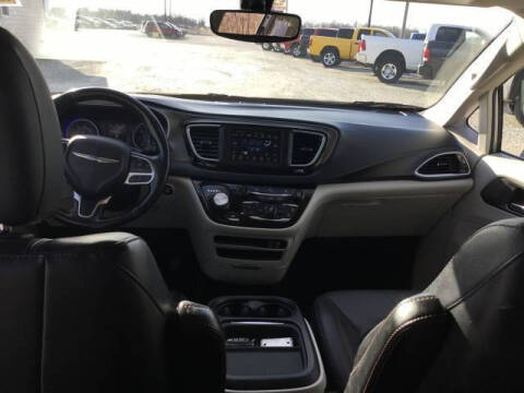 2020 Chrysler Pacifica Touring L