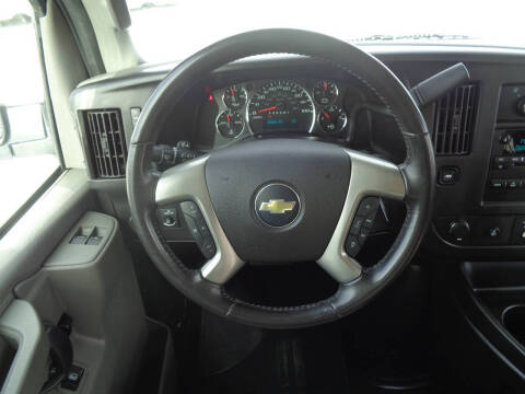 2017 Chevrolet Express LT 3500