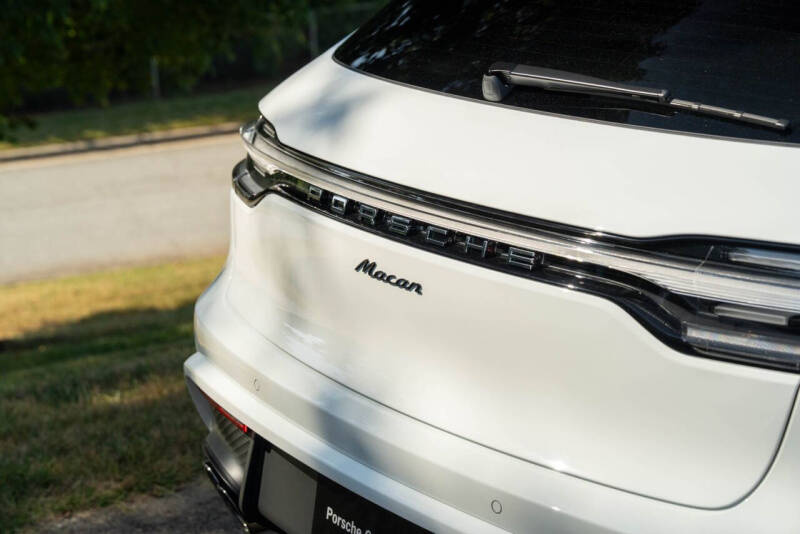 2026 Porsche Macan