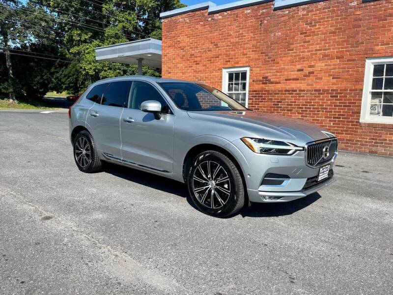 2018 Volvo XC60 for sale at SETTLE'S CARS & TRUCKS in Flint Hill VA
