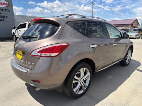 2011 Nissan Murano LE