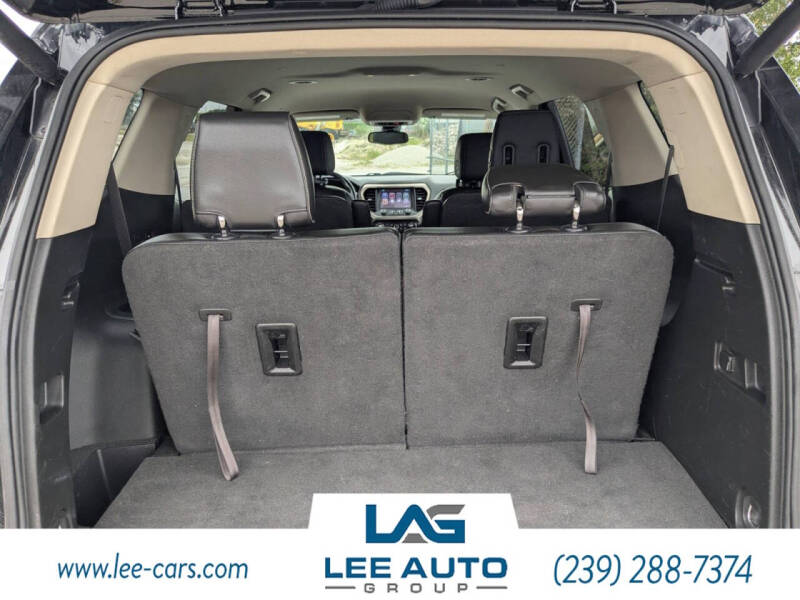 2017 GMC Acadia Denali