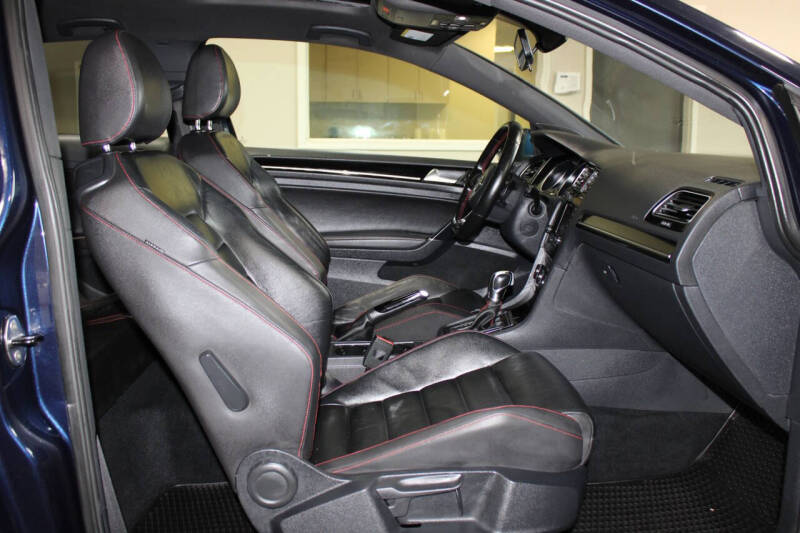 2016 Volkswagen Golf R
