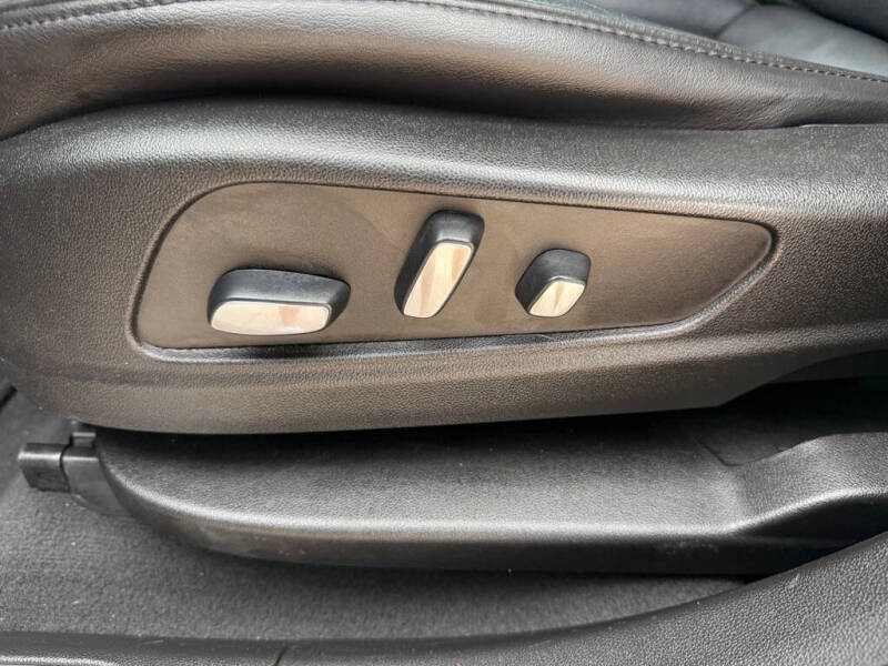 2018 Cadillac XT5 Premium Luxury