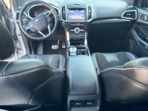 2019 Ford Edge ST