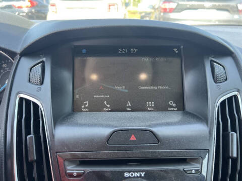 2018 Ford Focus Titanium