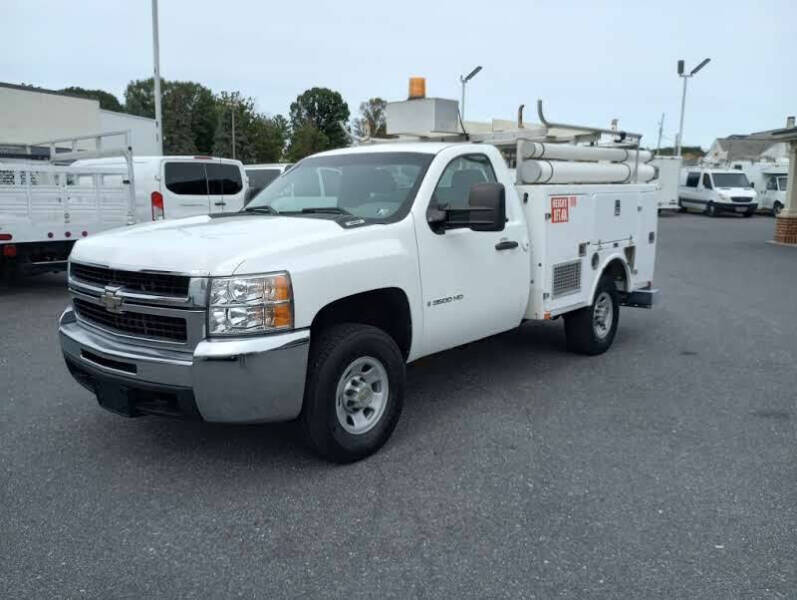 2008 Chevrolet Silverado 3500 Chassis Cab Work Truck's photo