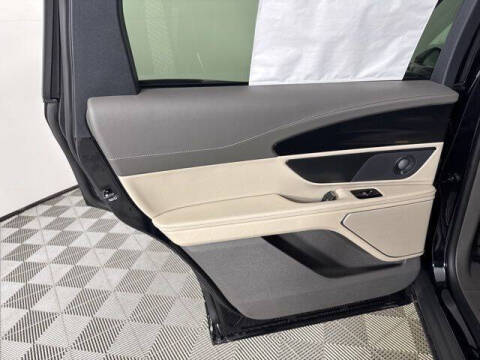 2025 Lincoln Nautilus Reserve