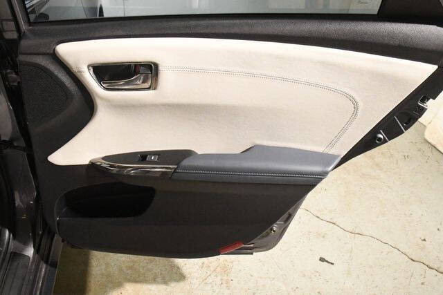 2014 Toyota Avalon XLE