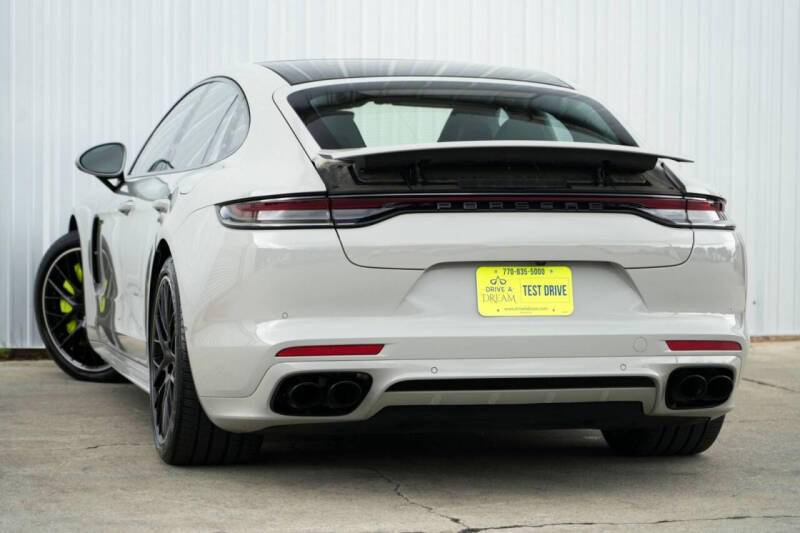 2022 Porsche Panamera 4S E-Hybrid