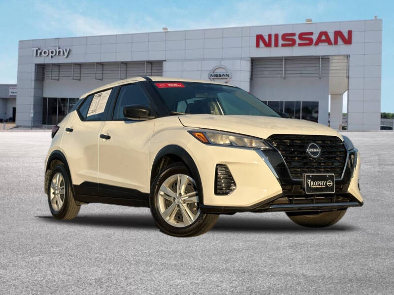 2024 Nissan Kicks S