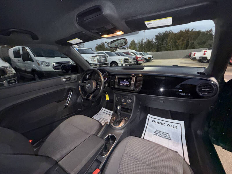 2018 Volkswagen Beetle 2.0T Coast