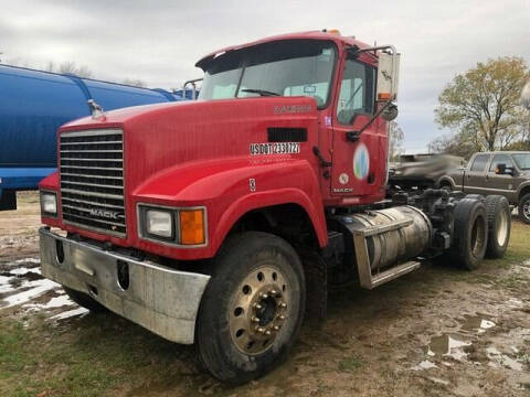 2012 Mack Pinnacle