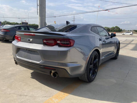 2021 Chevrolet Camaro LS
