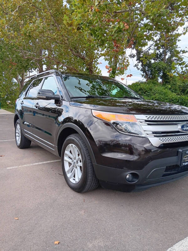 2013 Ford Explorer XLT's photo