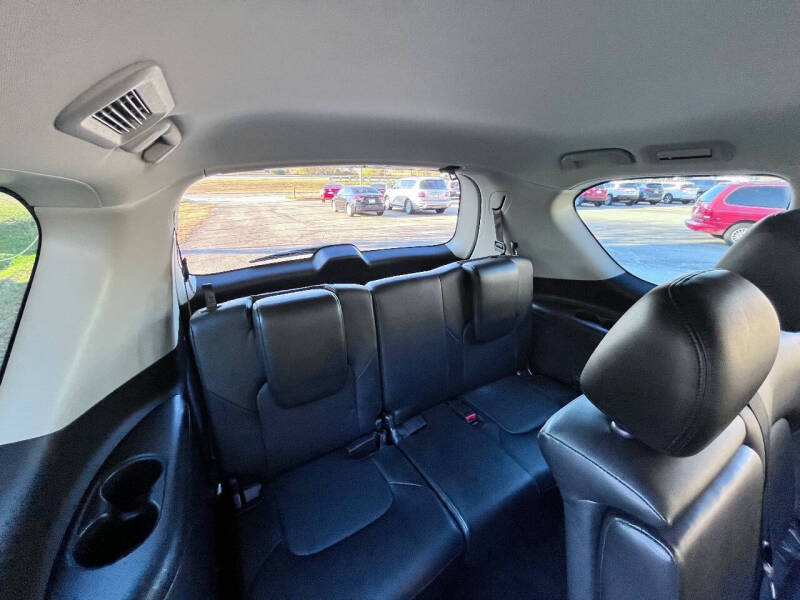 2022 Nissan Armada SL