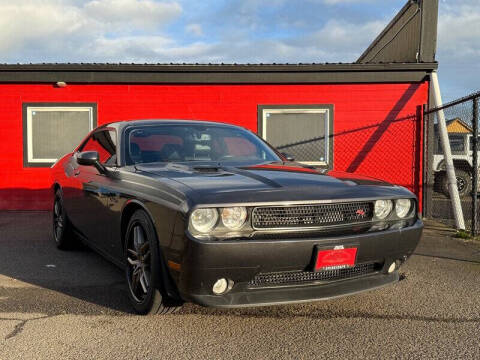 2013 Dodge Challenger R/T Plus