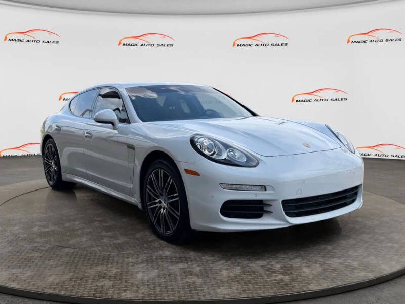 2015 Porsche Panamera