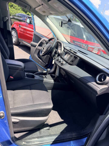 2016 Toyota RAV4 LE
