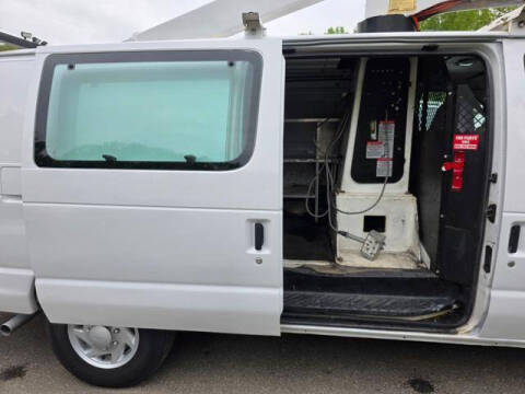 2005 Ford E-Series E-350 SD