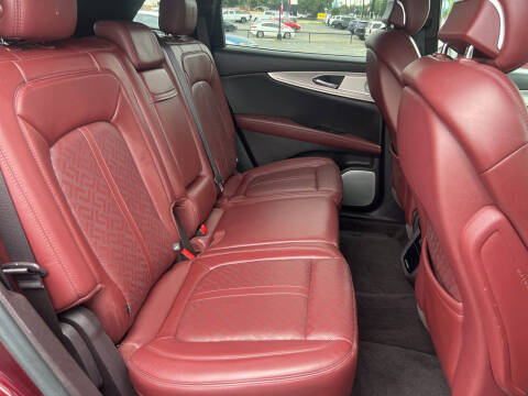 2019 Lincoln Nautilus Black Label