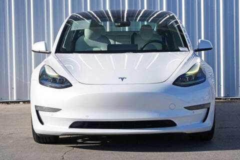 2021 Tesla Model 3 Standard Range Plus
