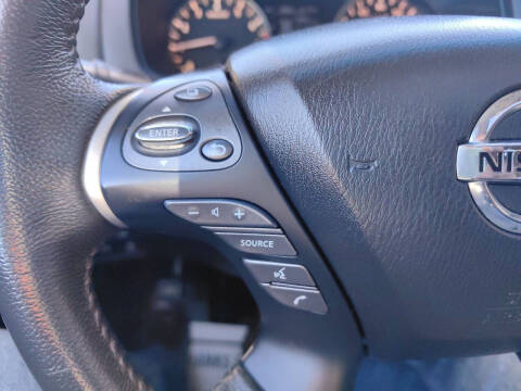 2015 Nissan Pathfinder SL