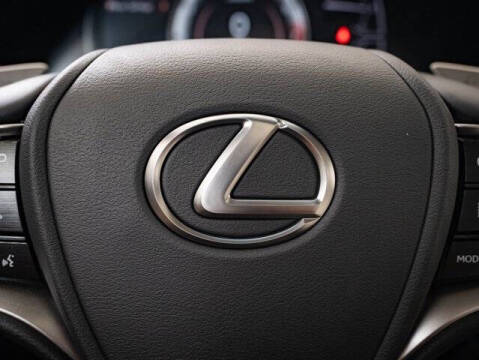 2025 Lexus ES 350 Luxury