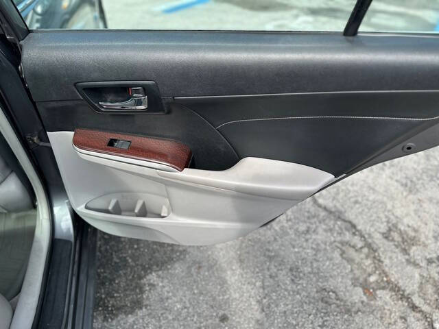 2014 Toyota Camry XLE V6