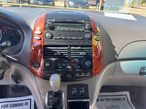 2007 Toyota Sienna XLE 7-Passenger