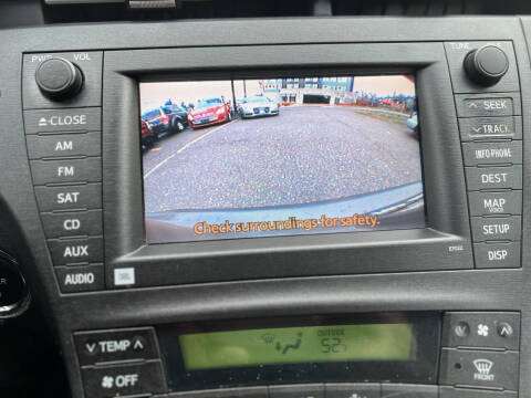 2010 Toyota Prius III