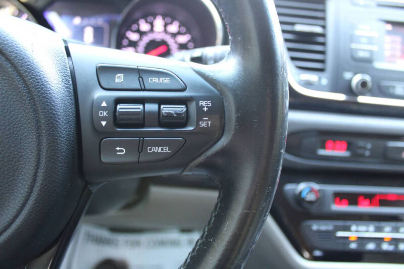 2016 Kia Sedona