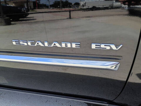 2011 Cadillac Escalade ESV Platinum Edition