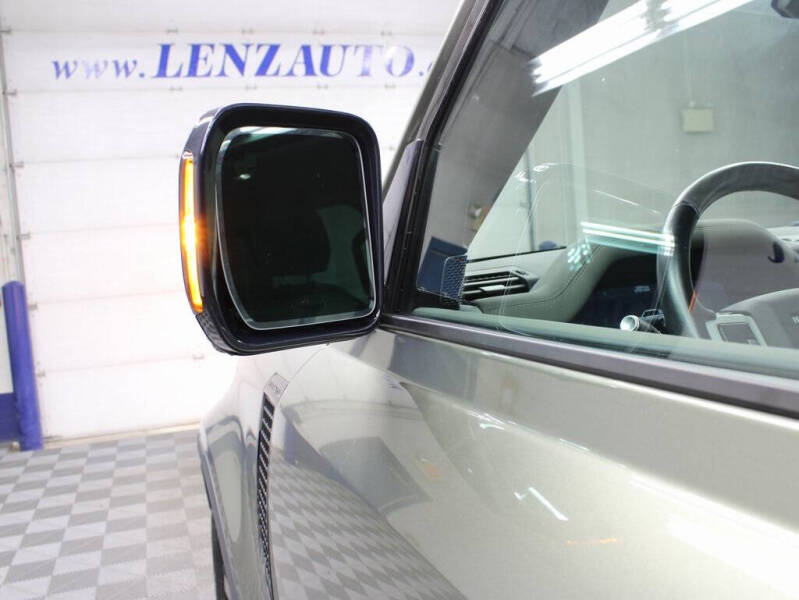 2020 Land Rover Defender 110 S