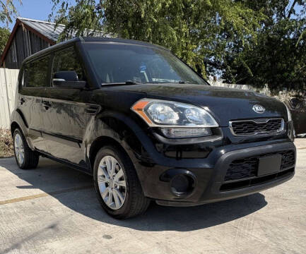 2013 Kia Soul +
