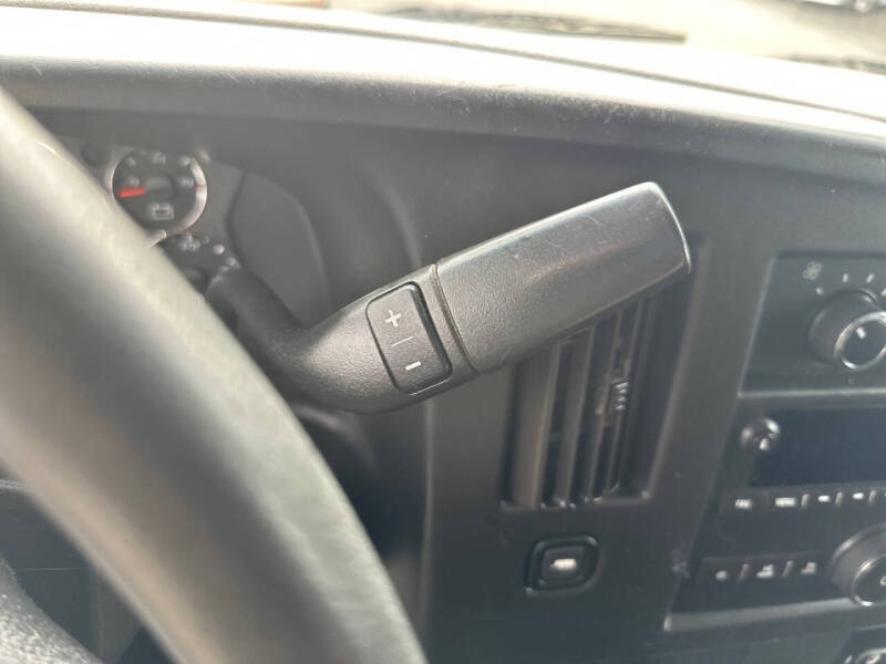 2017 Chevrolet Express 2500