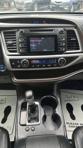 2017 Toyota Highlander Hybrid LE