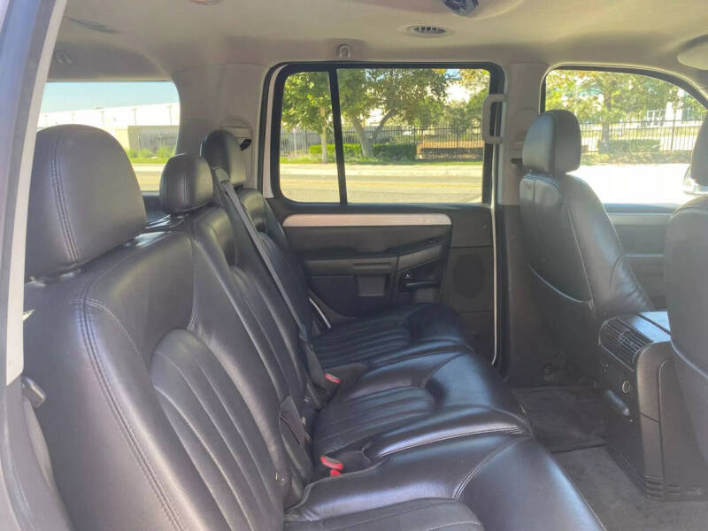 2004 Mercury Mountaineer