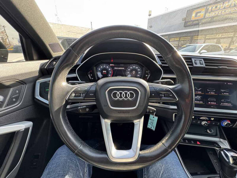 2021 Audi Q3 quattro Premium 40 TFSI