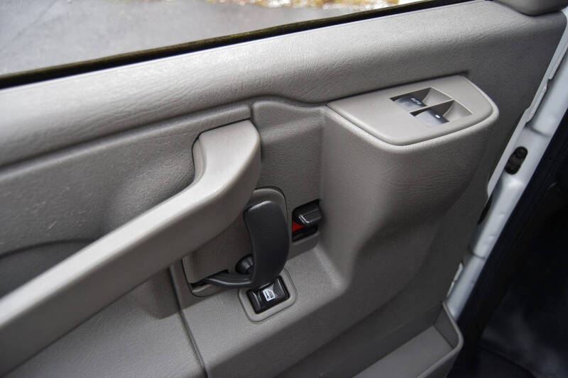 2019 GMC Savana 2500