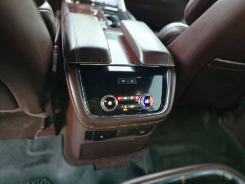 2018 Lincoln Navigator Black Label