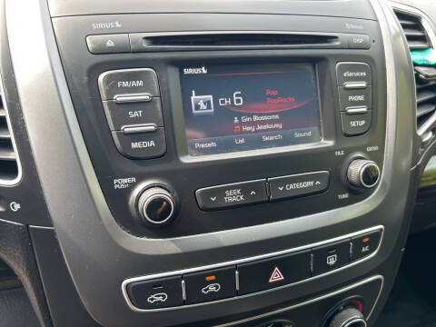 2015 Kia Sorento LX